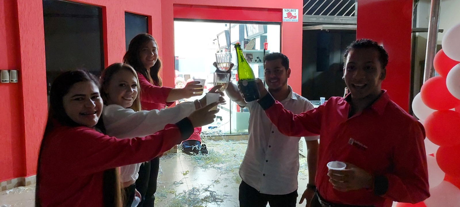 ea2967df-e828-4928-9ff5-4ff0044145cc 1