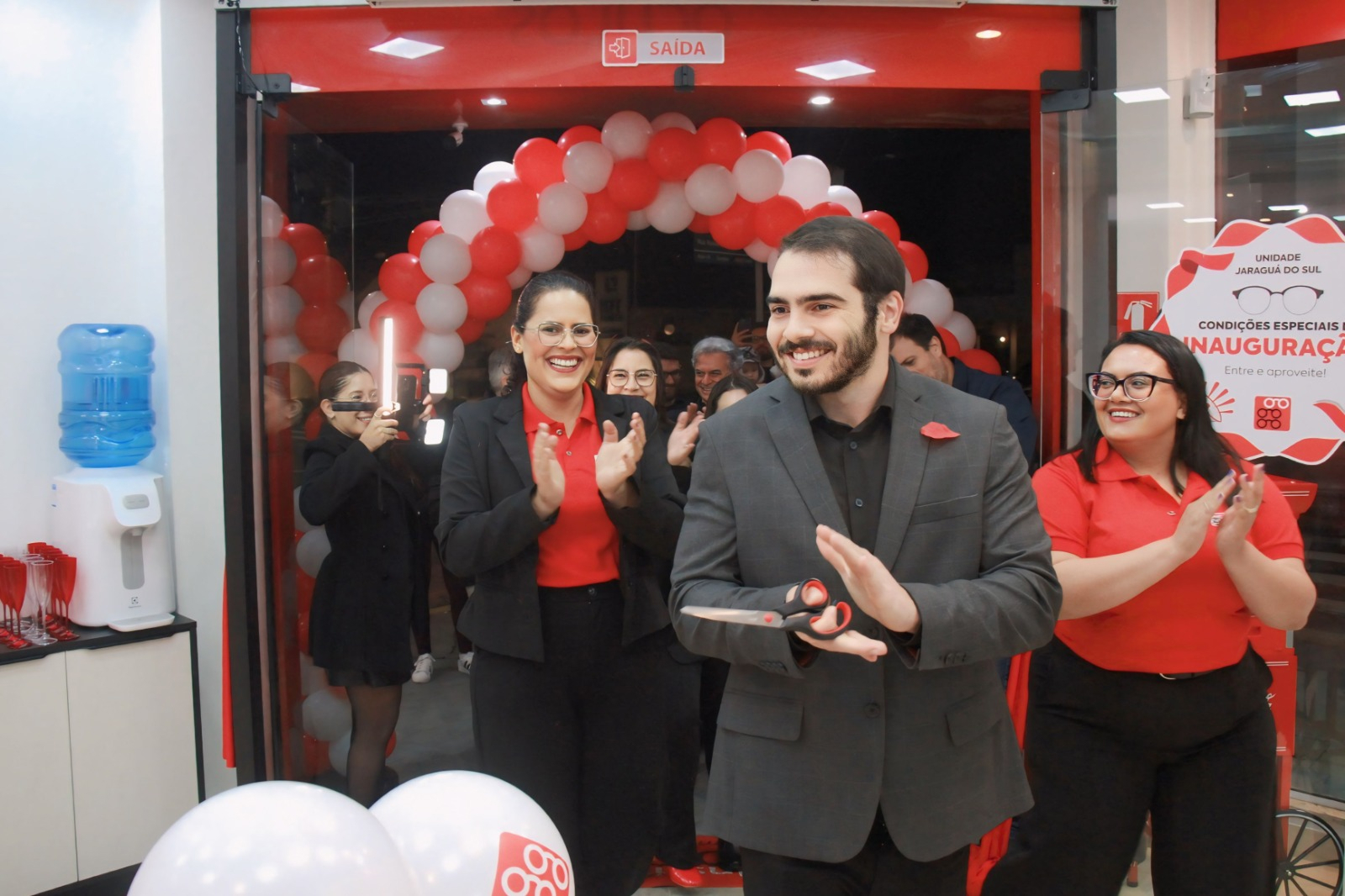 f1ff15cb-ba36-4266-a66e-2bf5da3db419 1